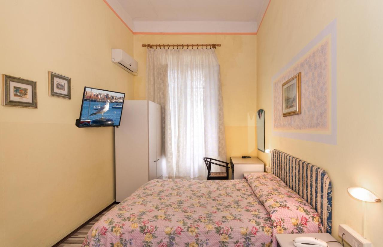 Hotel Stella Del Mare Viareggio Bagian luar foto