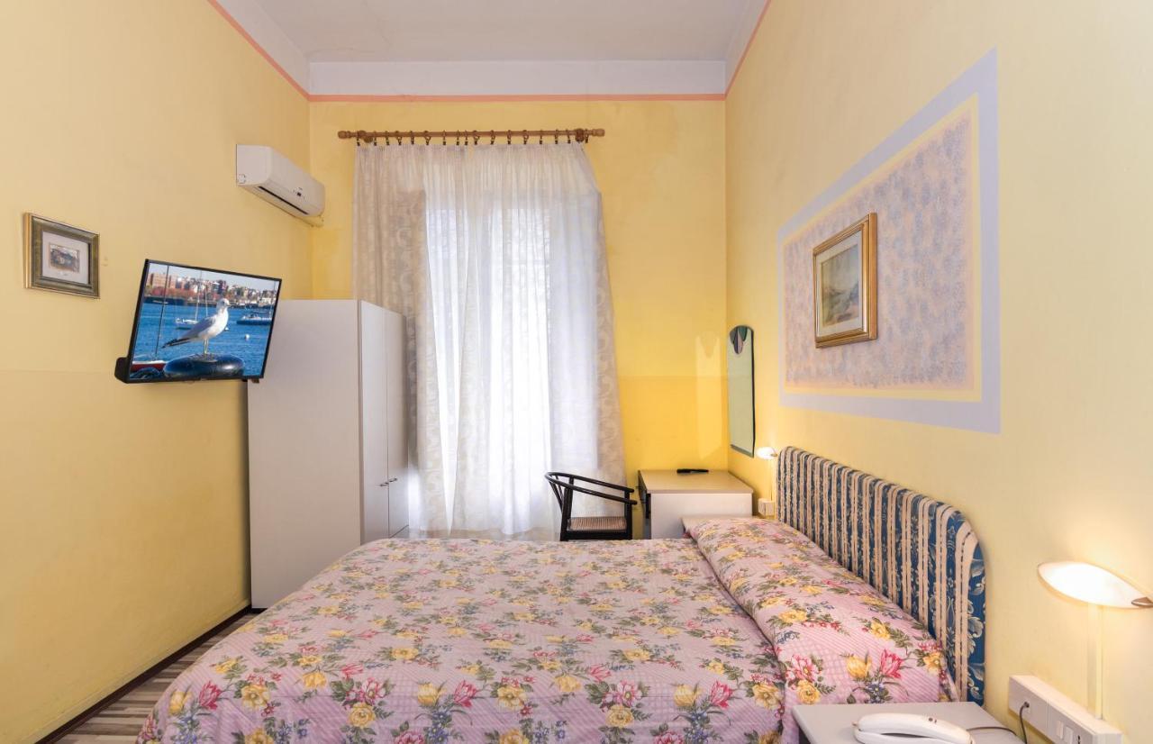 Hotel Stella Del Mare Viareggio Bagian luar foto